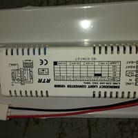 Quisiera usar un kit de emergencia de un equipo fluorescente para alimentar una ampolleta de 6 Watts, es posible