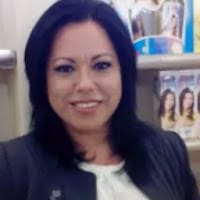 Marilu Flores