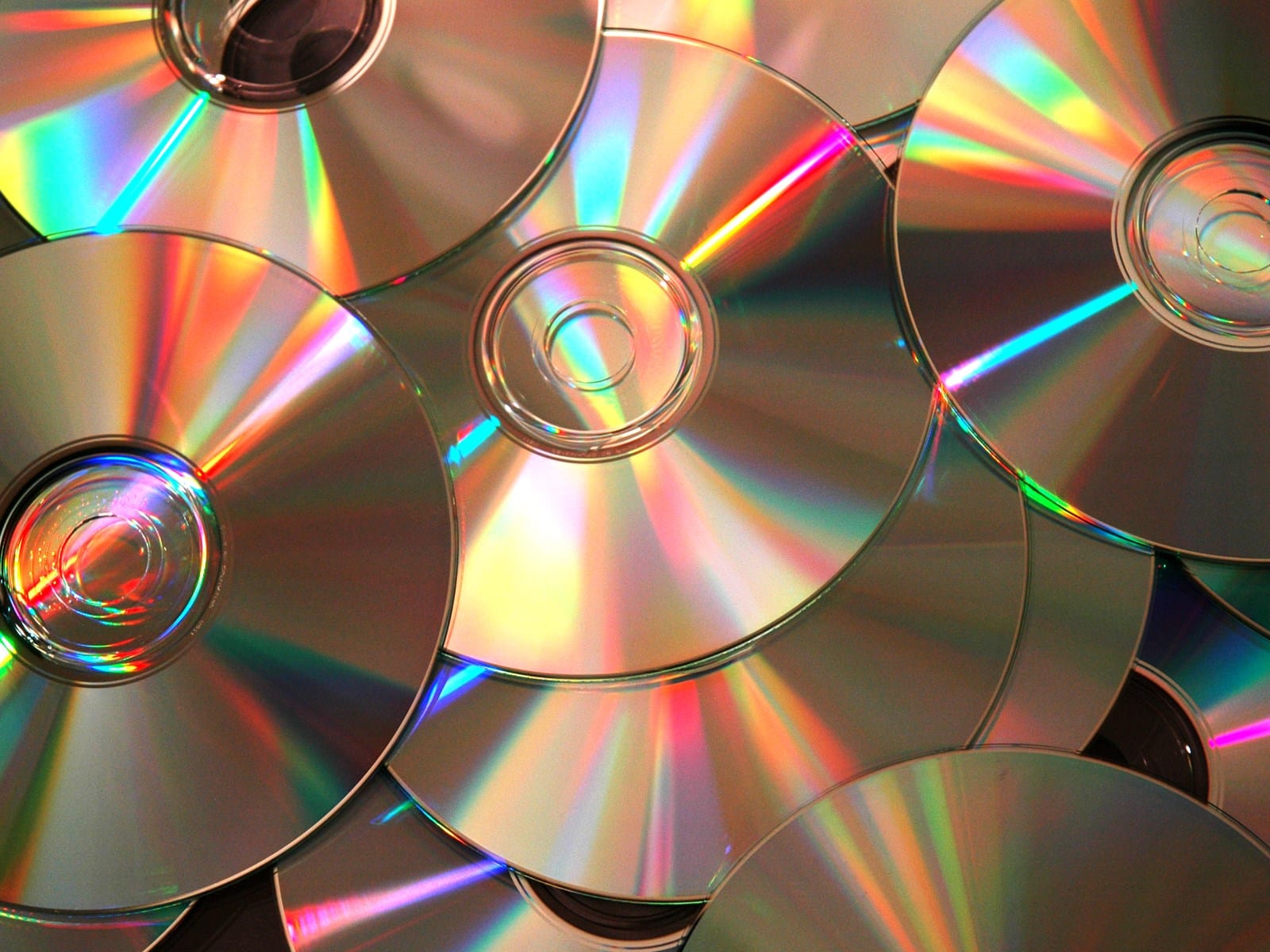 Diferencia entre cd + R y cd -R - Multimedia - Todoexpertos.com