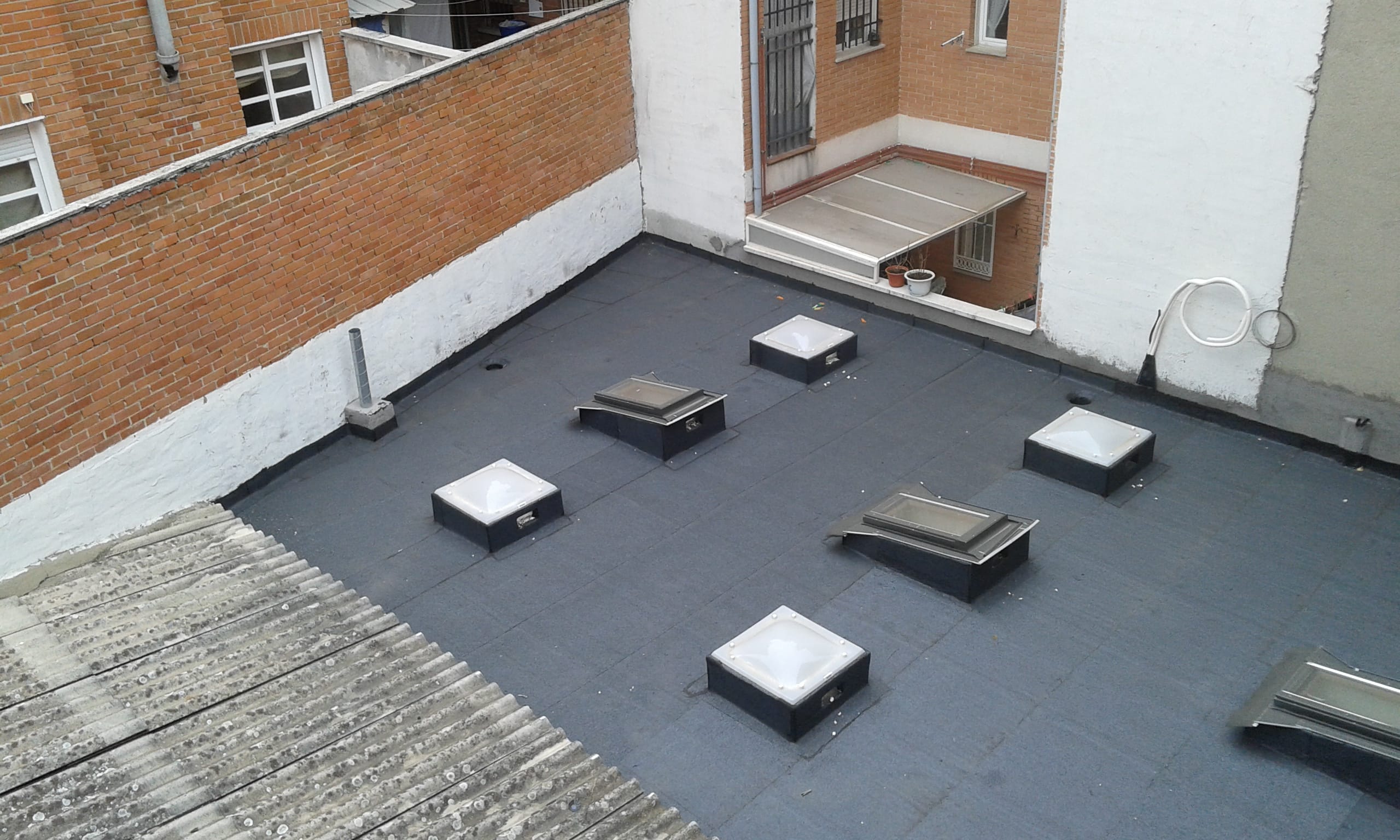 ¿Es legal el cerramiento de un patio interior de uso privativo