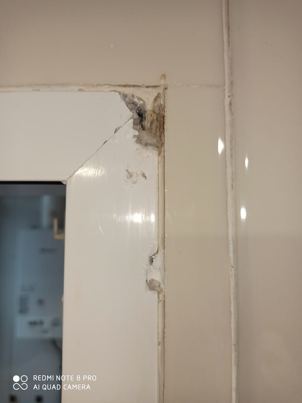 El marco de la ventana se deshace - Ventanas - Todoexpertos.com