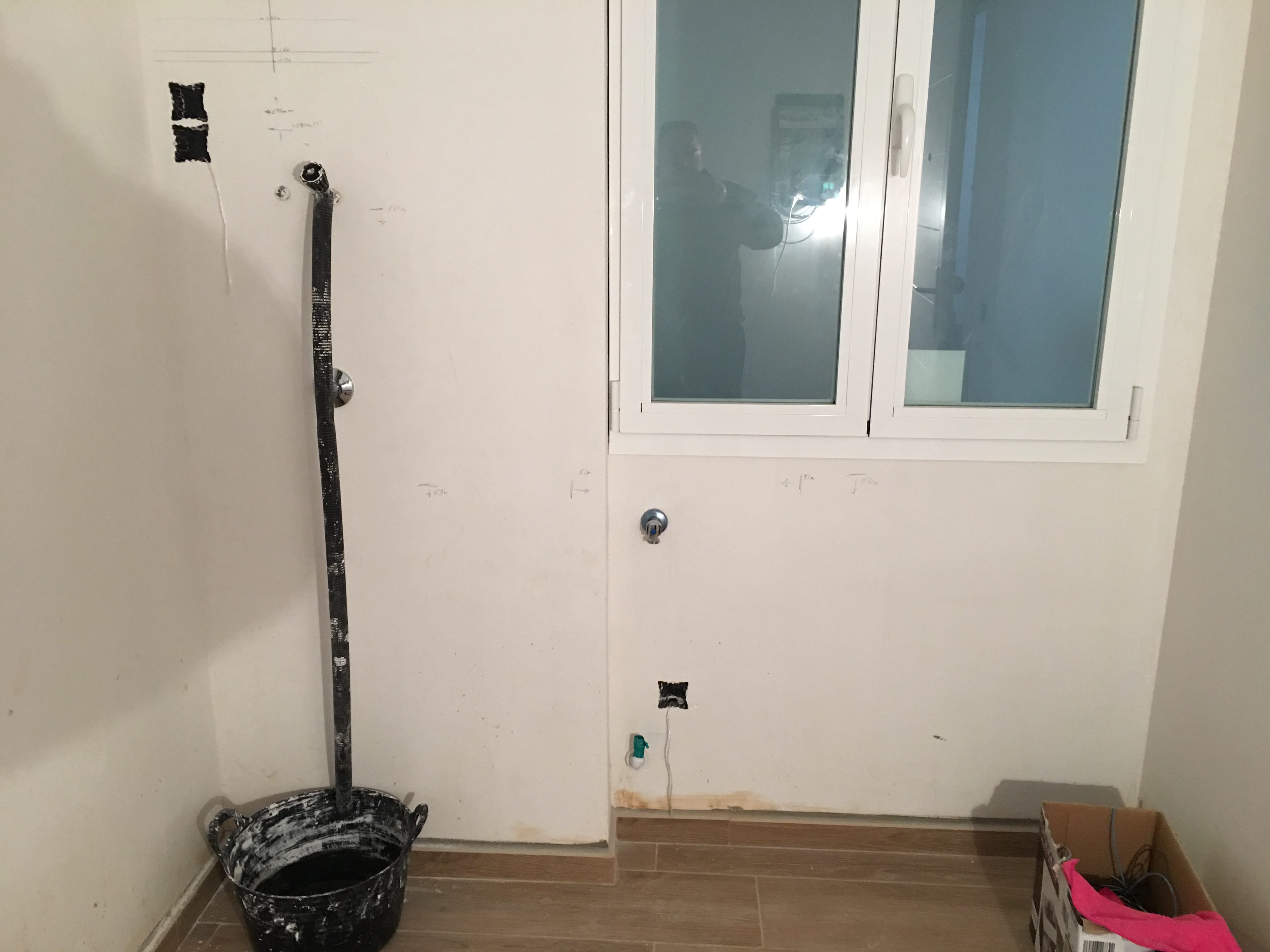 ¿Puertas como? Armario a Medida en Pladur para Lavadora,Secadora y