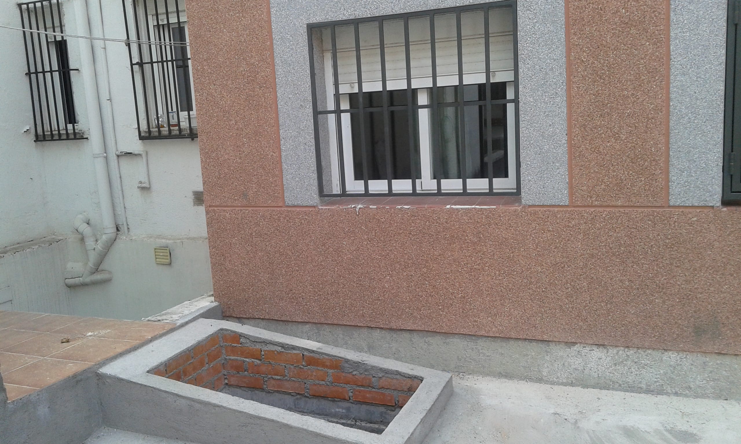 ¿Es legal el cerramiento de un patio interior de uso privativo