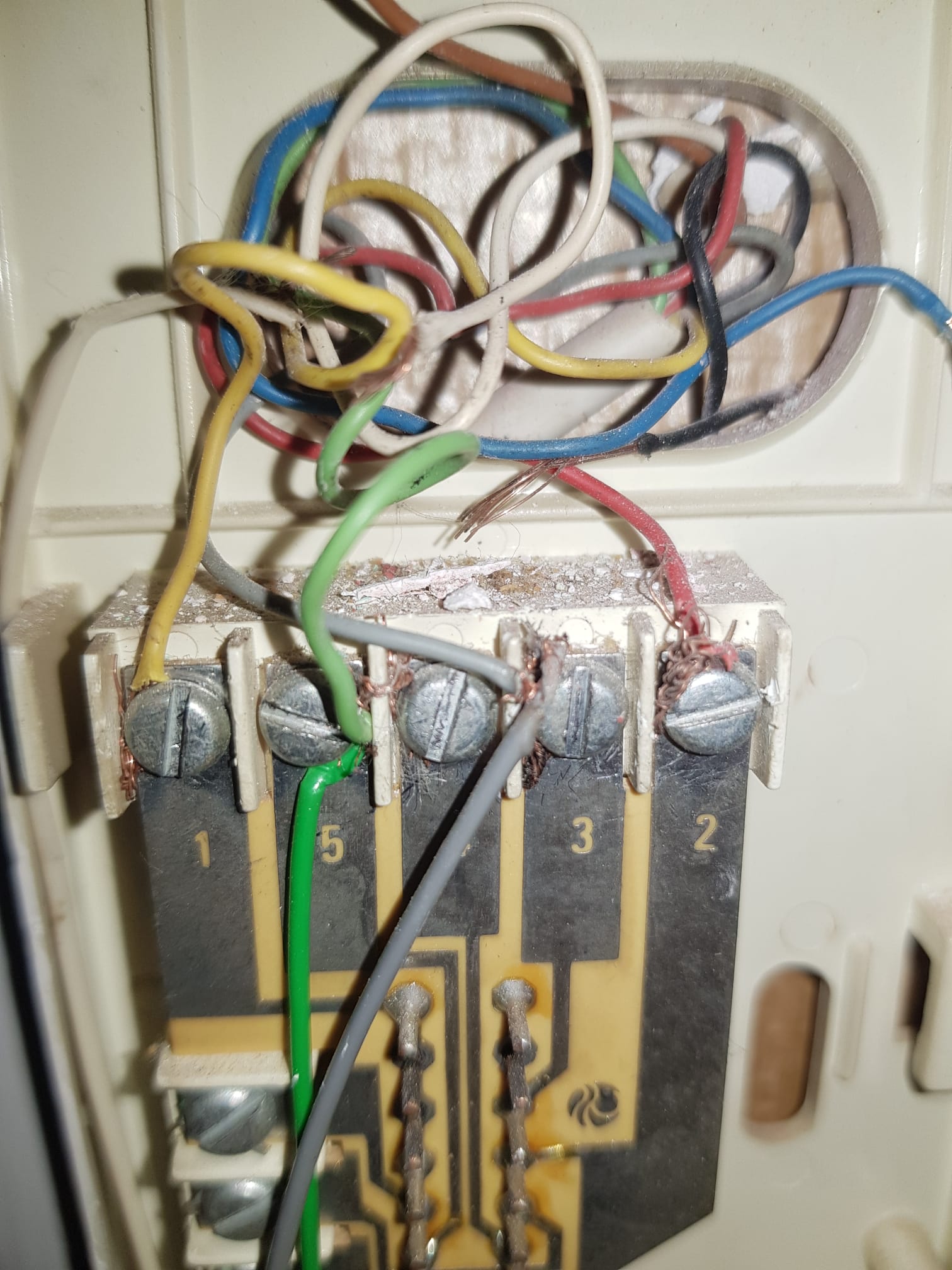 Esquema de cableado para un portero
